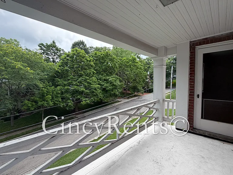 837 Van Dyke Ave #3 — Photo 20