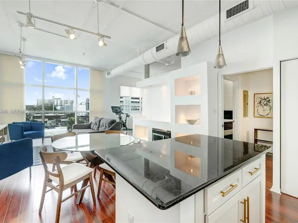2001 Biscayne Blvd, Miami, FL
