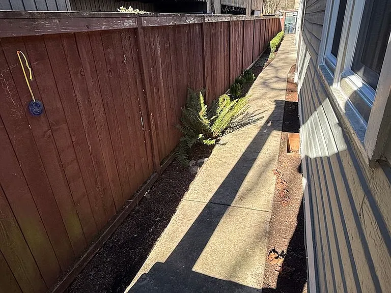 10th St. 11 Plex — Photo 22
