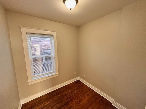 4th image of 4317 California Ave #2F