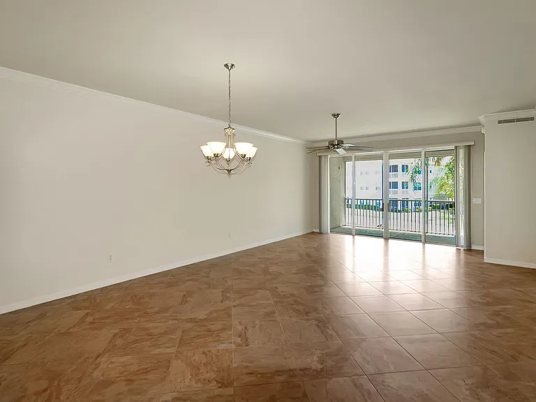 1000 San Lino Cir #1022 — Photo 8