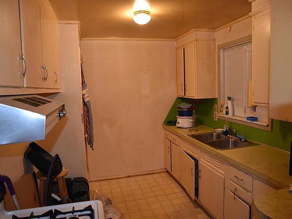 5th image of 78 W Stanton Ave