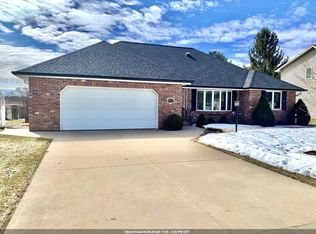 3128 Concordia Ln, Green Bay, WI 54311