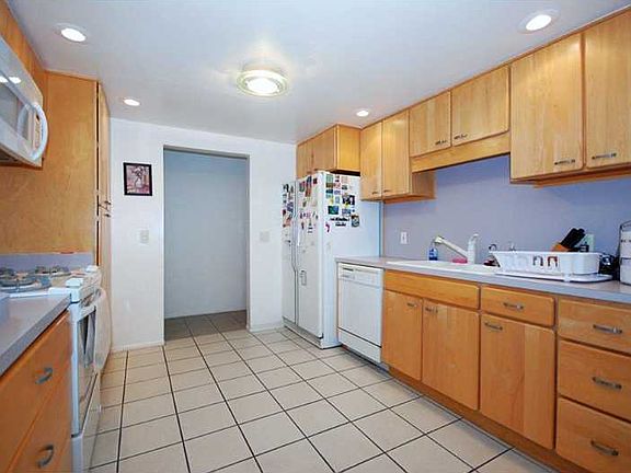 4th image of 8808 57th St N