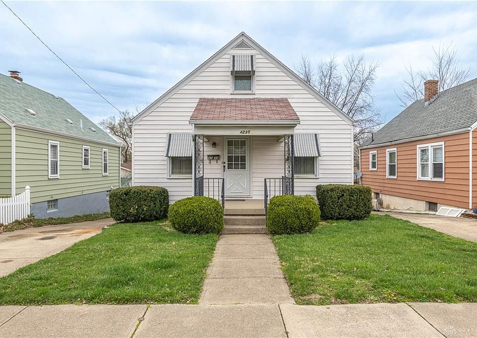 1st image of 4235 Woodcliffe Ave