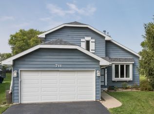 711 Mac Gregor Rd, Lockport, IL 60441