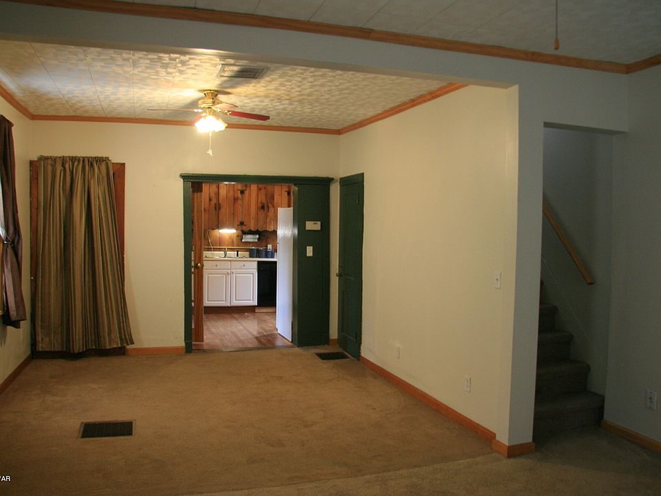 2nd image of 1303 W Central Ave S
