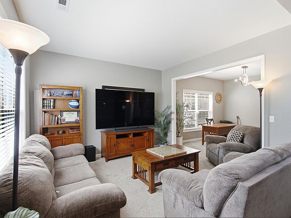4th image of 2344 Merluna Dr
