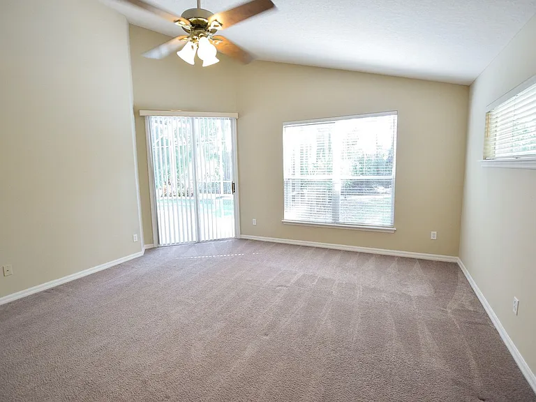5313 Lake Bluff Ter — Photo 15