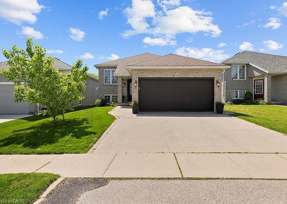 1st image of 19 Brewster Way