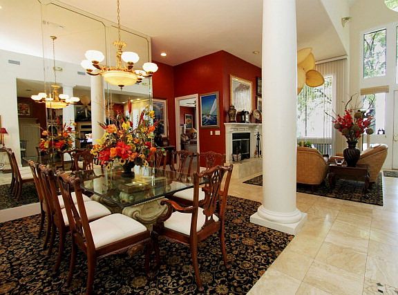 5th image of 808 Heather Woods Dr