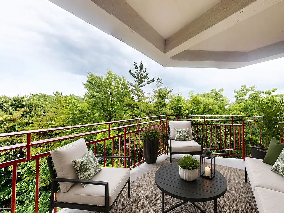 245-20 Grand Central Pkwy #5-E