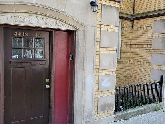 2nd image of 3751 W Sunnyside Ave Unit 53-3