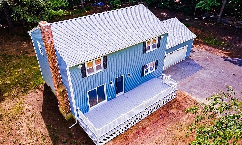 15 Town Landing Rd, Berkley, MA 02779 Zillow