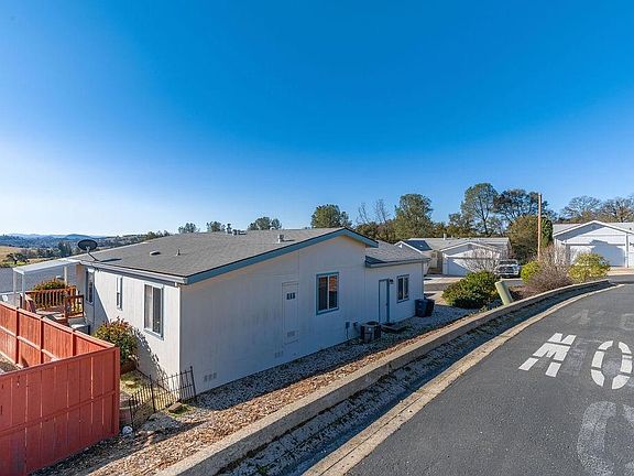 4th image of 20 Rollingwood Dr Space 205