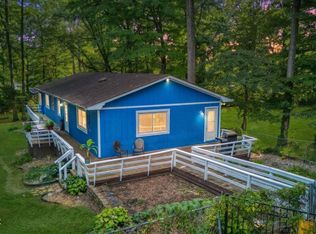 8608 S Providence Dr, Nineveh, IN 46164