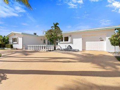 251 Hibiscus Ave, Lauderdale By The Sea, FL, 33308