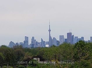 22 E Haven Dr #718, Toronto, ON M1N0B4