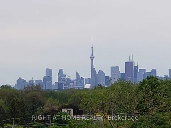 22 E Haven Dr #718, Toronto, ON M1N 0B4