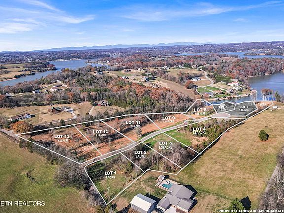 2nd image of 3830 Lakeside Estates Way