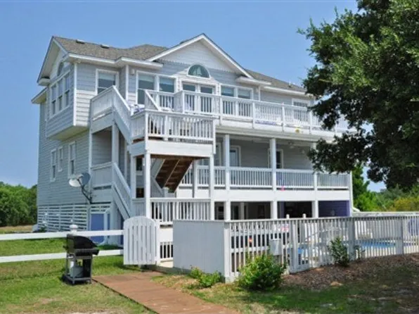 524 Swan Rd, Corolla, NC 27927