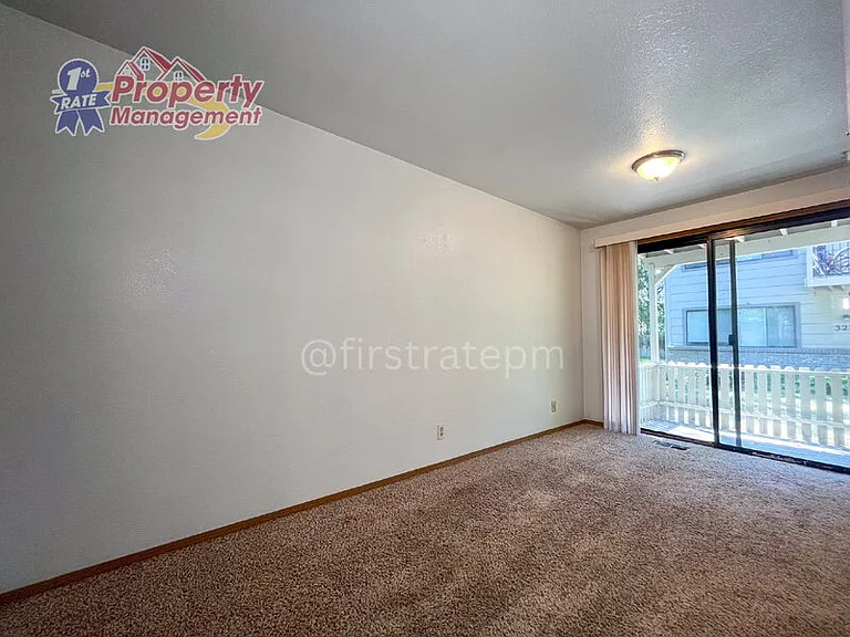 3219 Rose Hill St — Photo 13