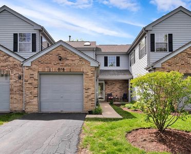 1058 East Ave #1, Streamwood, IL, 60107