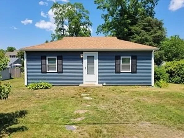 3 River Rd, Bourne, MA 02532