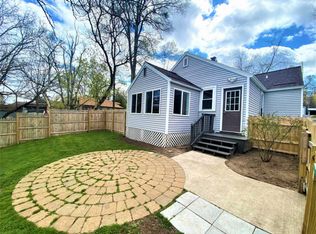 916 W Grove St, Greenville, MI 48838