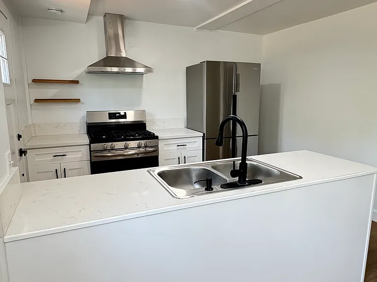 2097 Valley View Blvd #B-1/2 — Photo 22