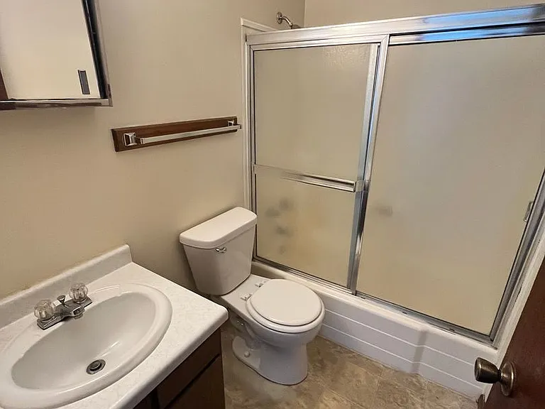 970 W Hamilton Ave — Photo 13