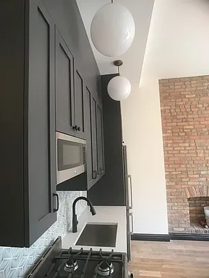 Rented by Gazal International Brokerage Group | media 21