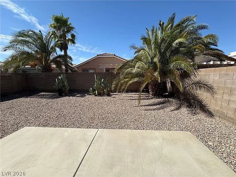 4951 Lunetto Ave — Photo 11