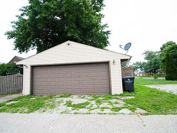 5th image of 2007 37th St