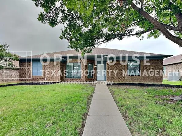 1515 Mission Ridge Trl, Carrollton, TX 75007
