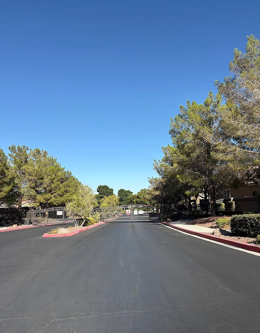 3 bed, 2824 sqft, $2,850 — Photo 1