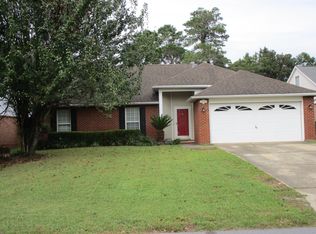 4561 Castlewood Ln, Niceville, FL 32578