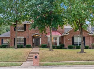 2520 Cambridge Dr, Heath, TX 75032
