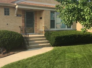 7504 W Lawler Ave, Niles, IL 60714