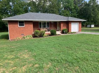 919 Glisson Rd, Paris, TN 38242