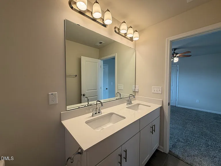 932 Clearhaven Ln — Photo 32