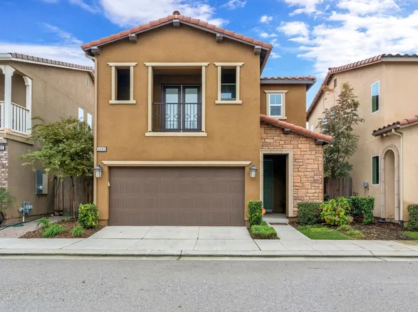 6095 E Bishop Ln, Fresno, CA 93727