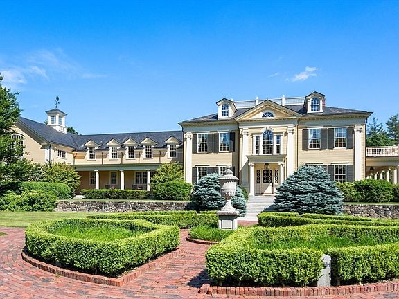 3rd image of 495 Hugh Cargill Rd