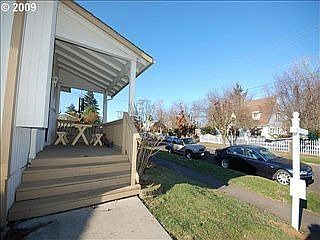 2nd image of 1609 E 29th St