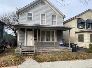 215 W 9th St, Michigan City, IN 46360