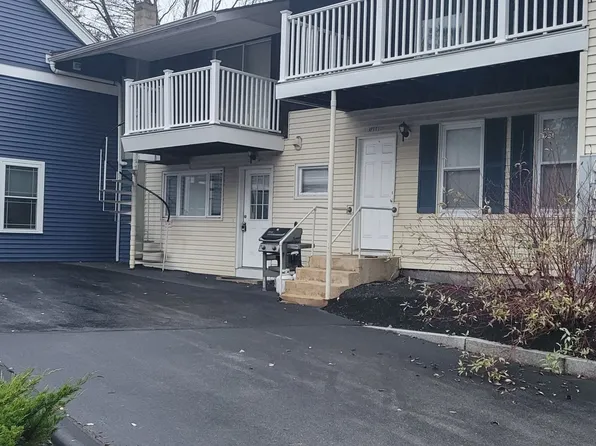 1776 Hooksett Rd, Hooksett, NH 03106