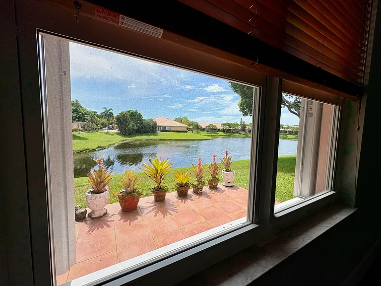 315 Coral Trace Ln — Photo 15