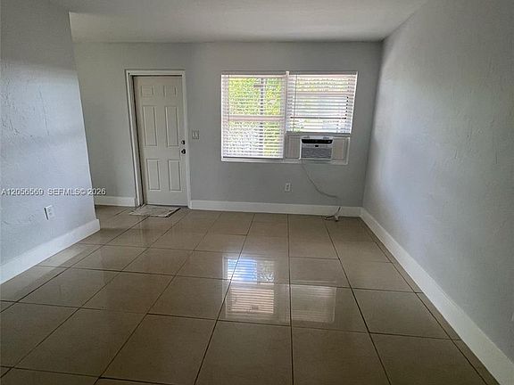 4th image of 1281 NW 60th St #6