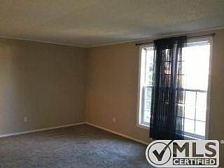 1st image of 905 Coarsey Dr