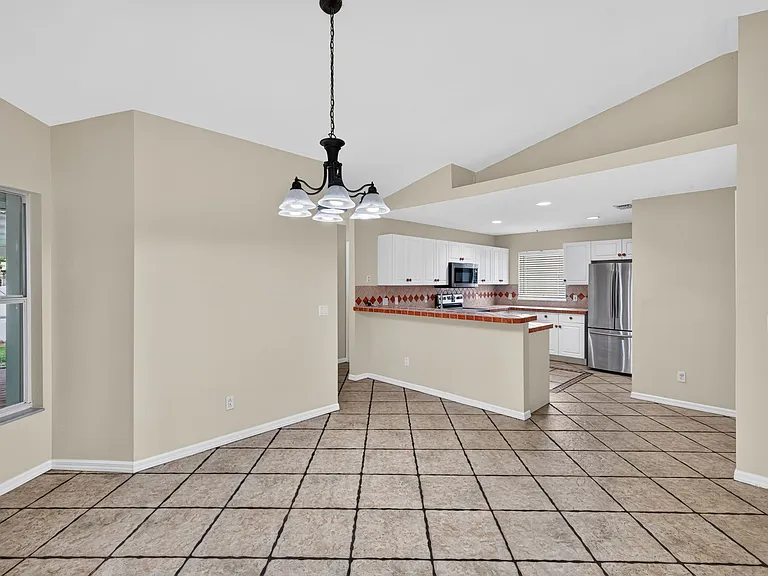 1632 SW 43rd Ter — Photo 16